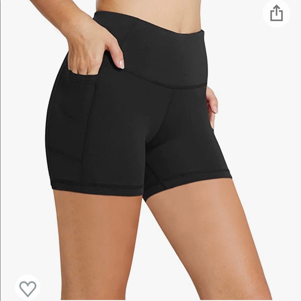 Black biker shorts - no front seam - with pockets! NWT